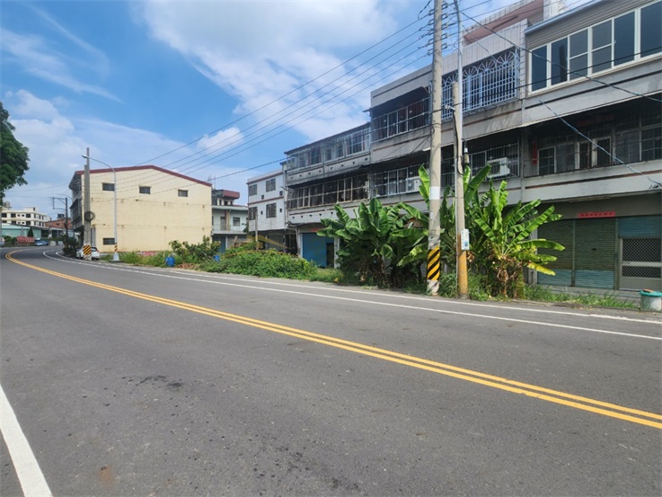 芬園寶藏寺前 正彰南路旁農地房屋室內格局與周邊環境