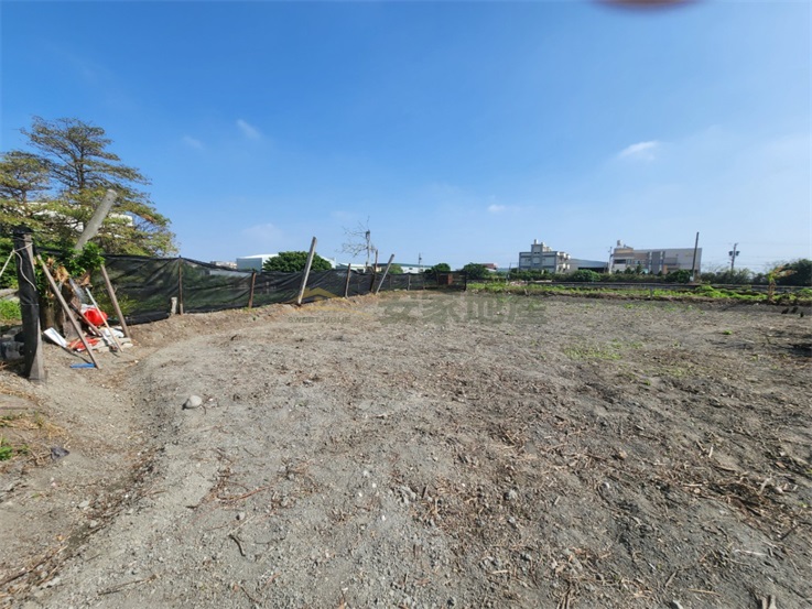 鹿草路旁農地房屋室內格局與周邊環境