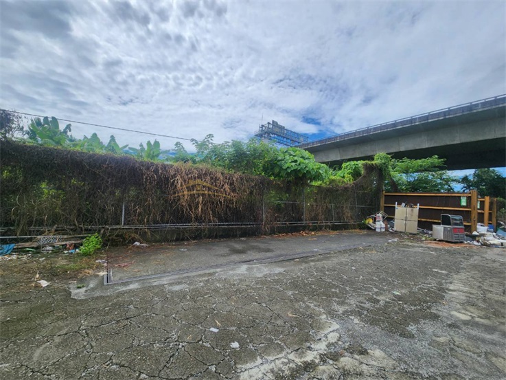 南投市都內農地有現成回收廠房屋室內格局與周邊環境