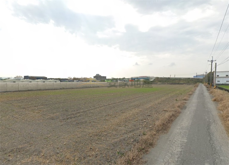 花壇口庄都內雙面臨路2.3分田房屋室內格局與周邊環境