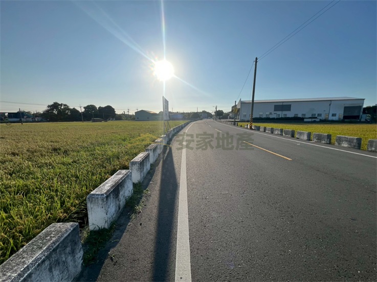 彰化近彰鹿路雙面臨路都計美田房屋室內格局與周邊環境