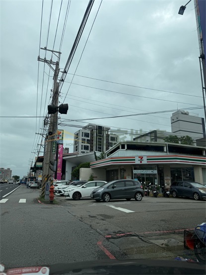 台中高鐵商圈住二建地房屋室內格局與周邊環境