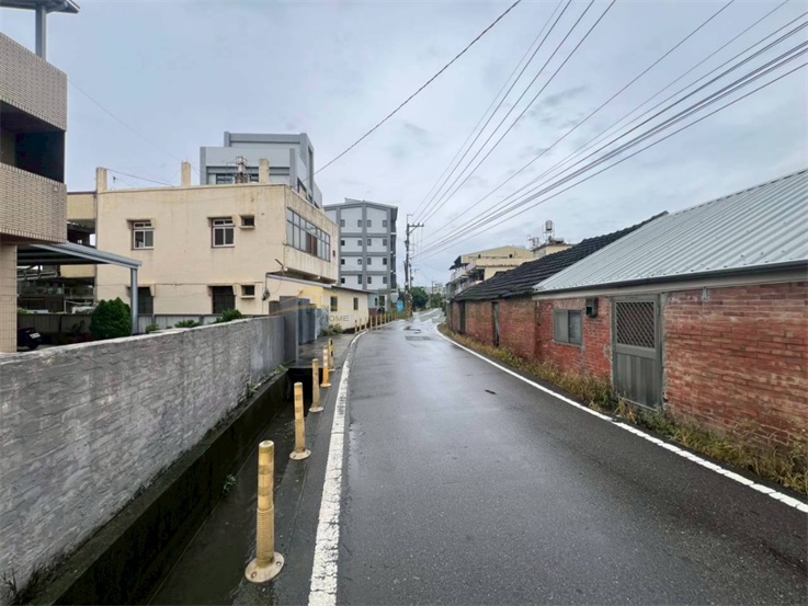 近霧峰工業區邊間透天房屋室內格局與周邊環境