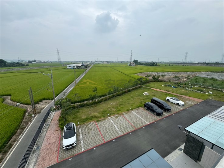 近台一線悠然居新雙車別墅+農地房屋室內格局與周邊環境